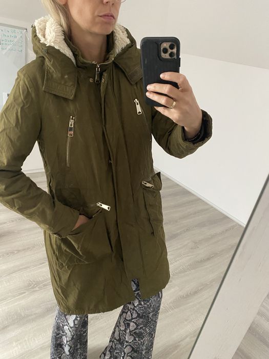 Zimowa kurtka długa khaki z kapturem 38