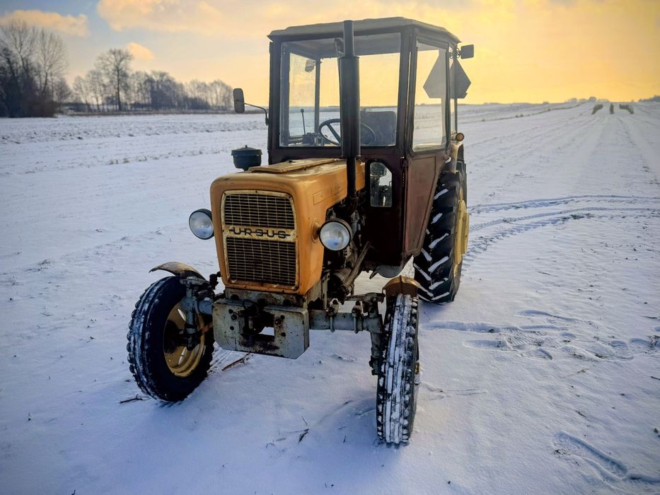 Ciągnik Ursus c330