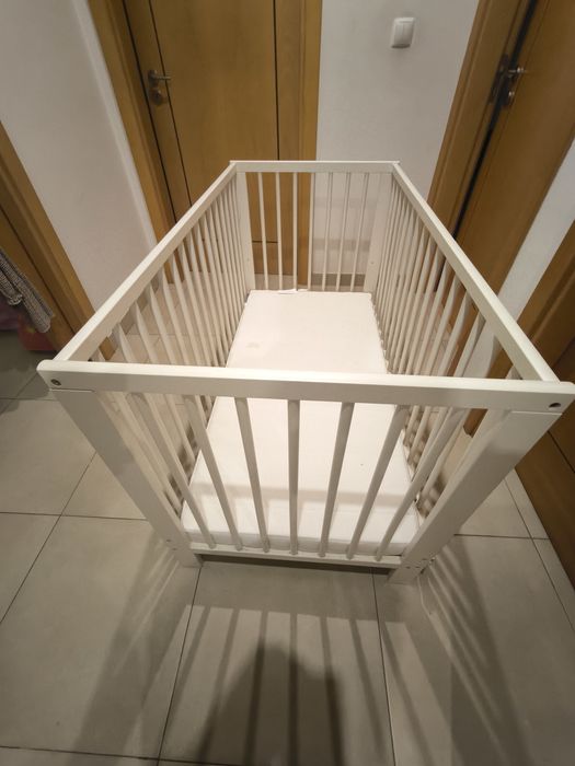 Berço e colchão !