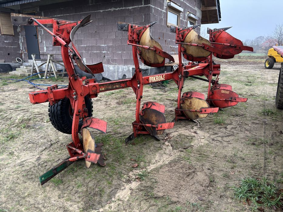 Pług obrotowy Krone. Pług Krone .pług 4skibowy
