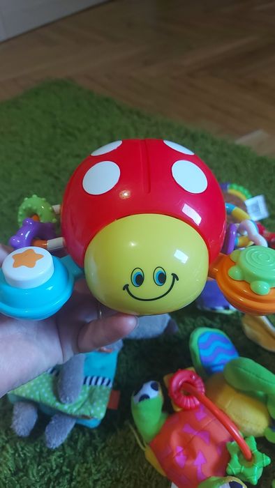 Дитячі підвісні іграшки фірми