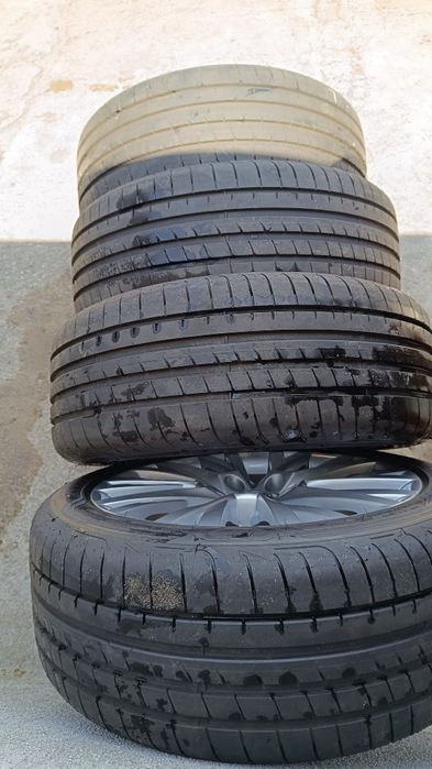 4 x GoodYear Eagle F1 235/45/18 94W