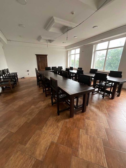 Приміщення 95кв.м вул. Симоненка (кафе, офіс)