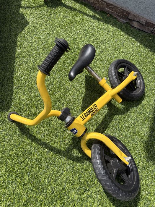 Bicicleta sem pedais chicco