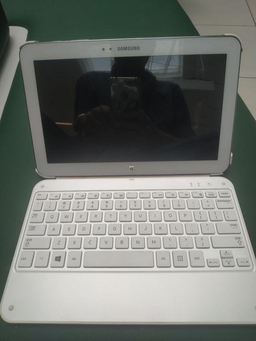 Samsung Ativ TAB 3