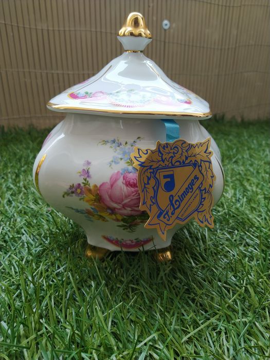 Peça em porcelana Limoges