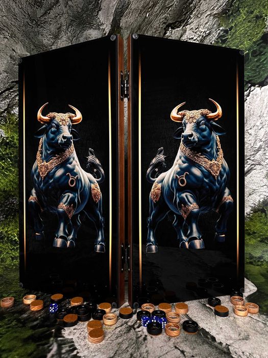 «Сила Тельця» — нарди з дерева й скла для рішучих і незламних