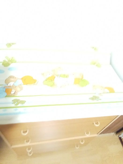 Comoda muda fraldas com banheira