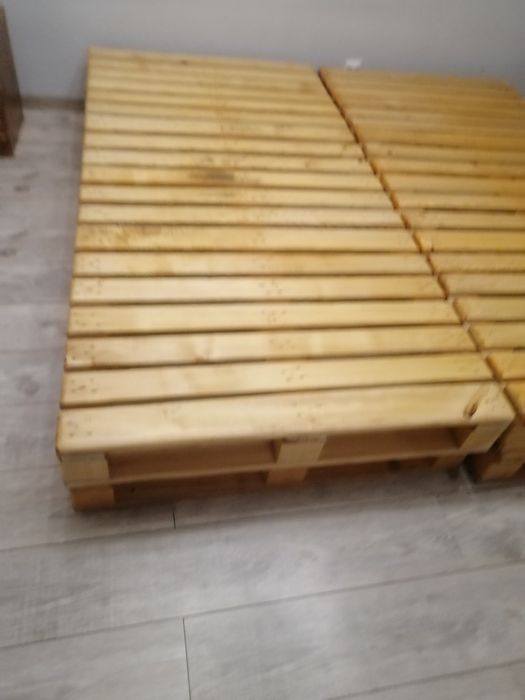 Palety pod łóżko 200x200