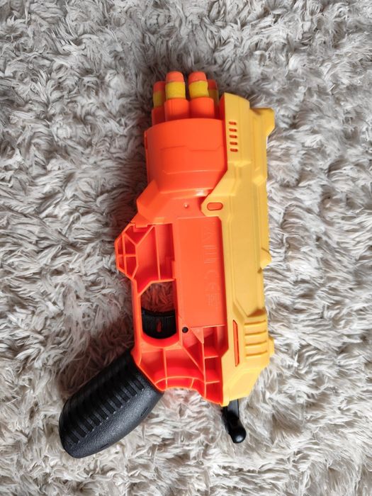 Pistolet Nerf Alpha Strike