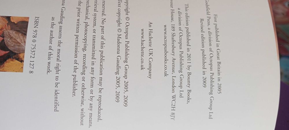 The Meditation Bible, Madonna Gauding, 2009, Bounty Books