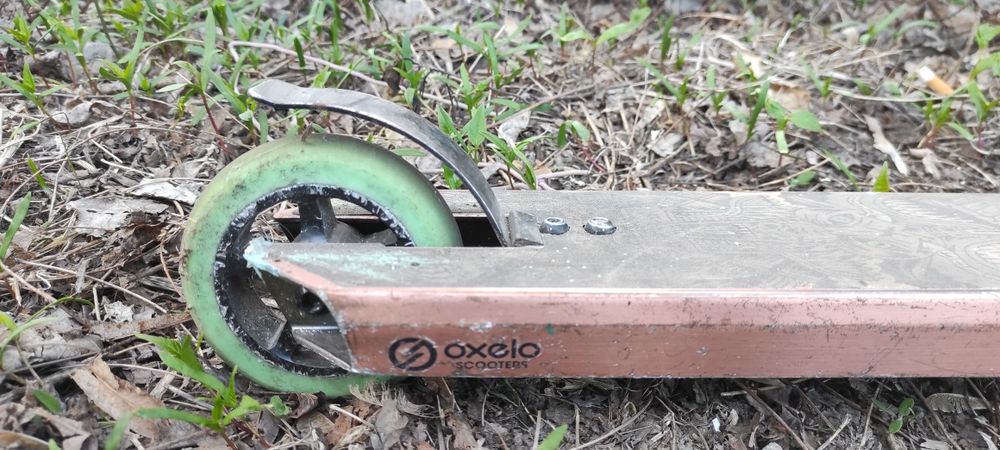 Продам трюковий самокат OXELO
