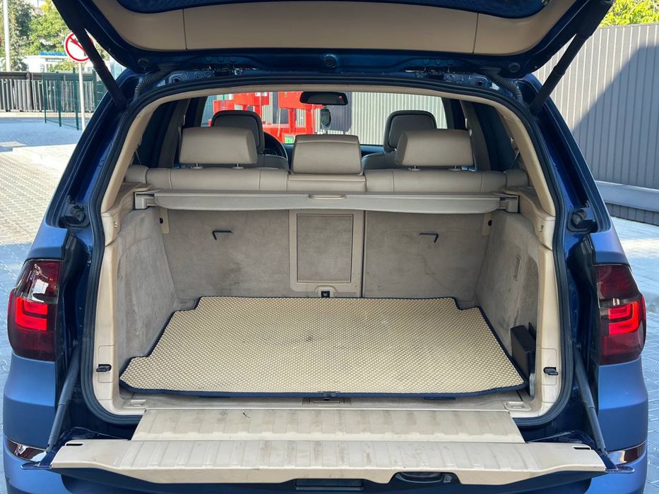 Продам BMW X5 E70 2010