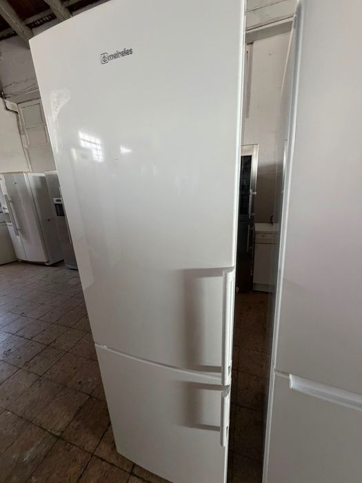 Frigorífico combinado MEIRELLES