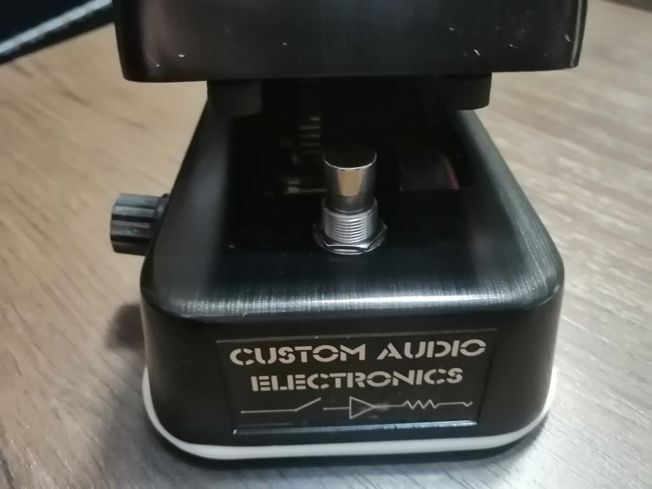 Wah wah Dunlop CAE MC 404