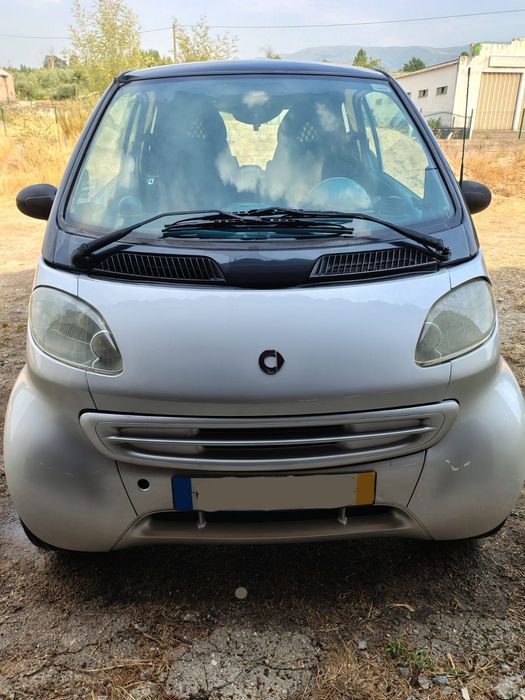 Smart fortwo 599 gasolina ano 2000 para peças todo Material disponível