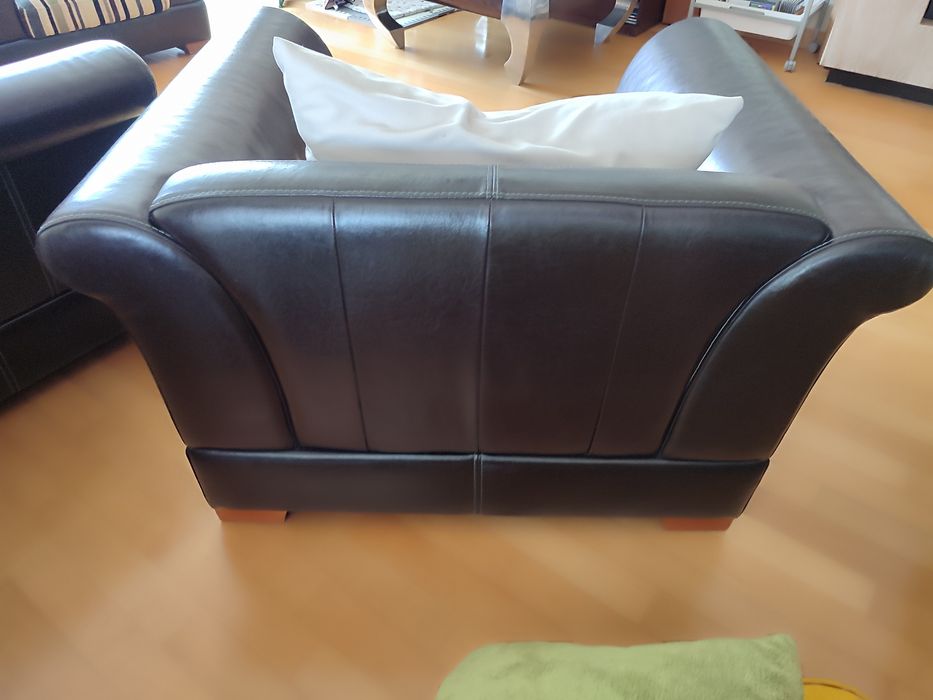 Sofa + 2 fotele – eko skóra, bardzo dobry stan