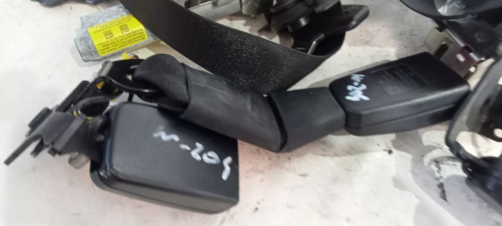 Cintos Segurança Mercedes W204