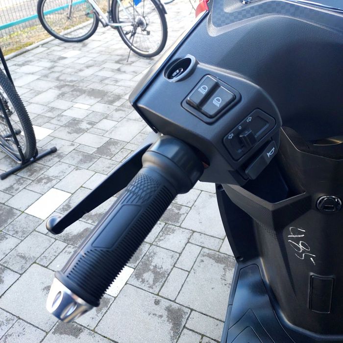 Електроскутер FORTE LEON PRO 2500W 72V/32Ah, гарантія, доставка