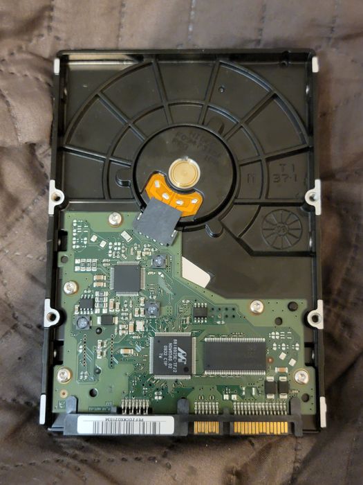 Жорсткий диск 3.5 500гб  хдд HDD