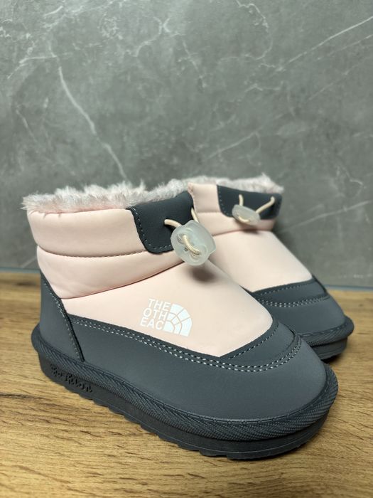 Зимові чобітки для дівчинки