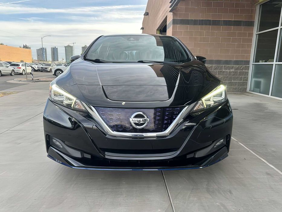 Nissan LEAF      2019