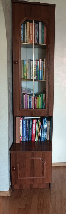 Шкафчик для книжок