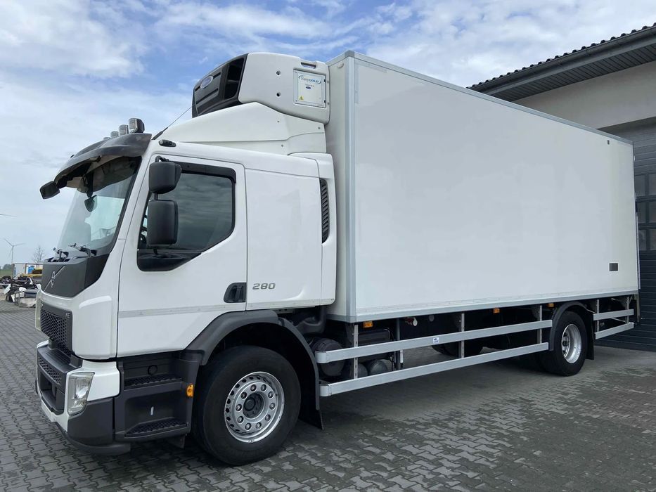 Volvo Fe 280 Chłodnia Sypialka Carrier Długość 6.55