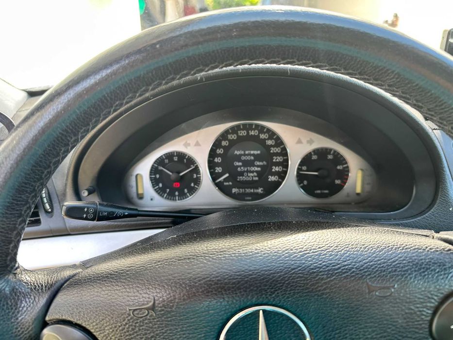 Mercedes-Benz E 220 CDI Auto Avantgarde 2007