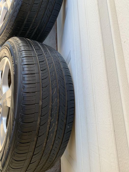 Комплект оригинал литые диски Audi r16 с резиной Roadstone літо нові
