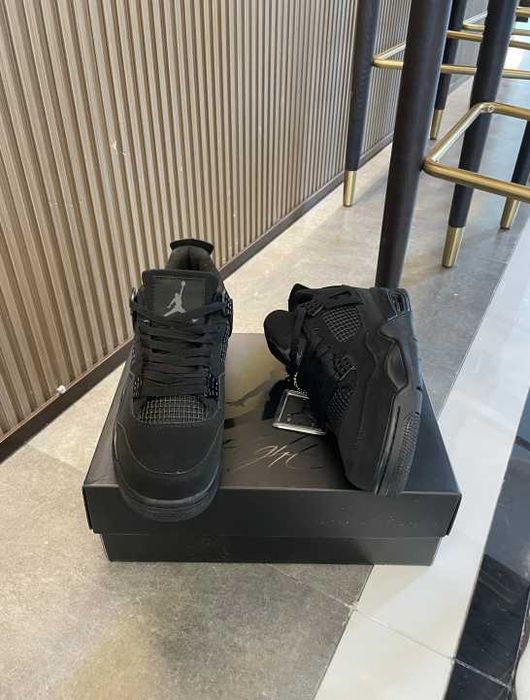 Jordan 4 Retro Black Cat R.42
