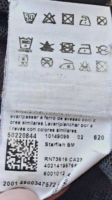 Hugo boss spodenki męskie S
rozmiar S