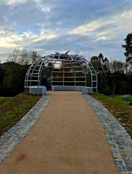 Terreno 241 m² Milheiros – Maia | Moradia 2 Pisos |