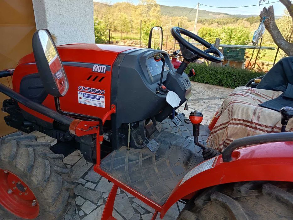 Tractor kioti ck3520