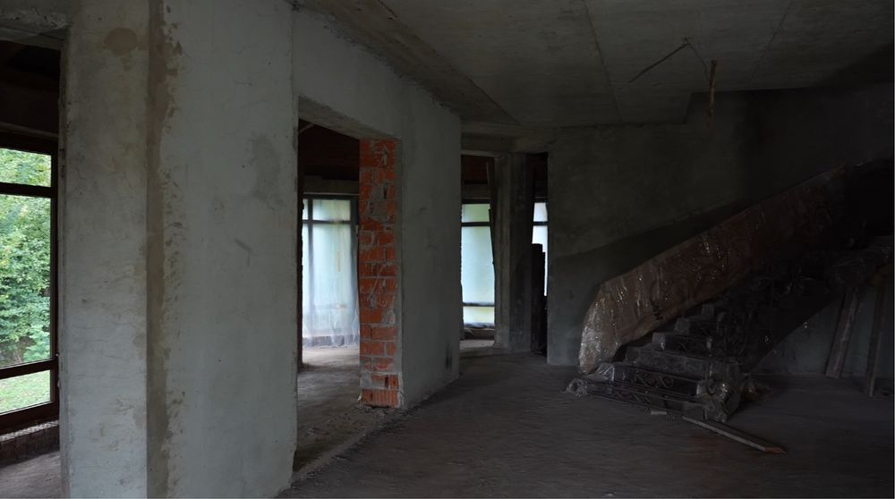 Продам заміський будинок, база відпочинку, центр реабілітації