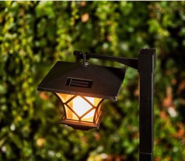 Lampa ogrodowa solarna