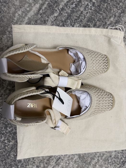 Босоніжки zara 39 танкетка боссоножки