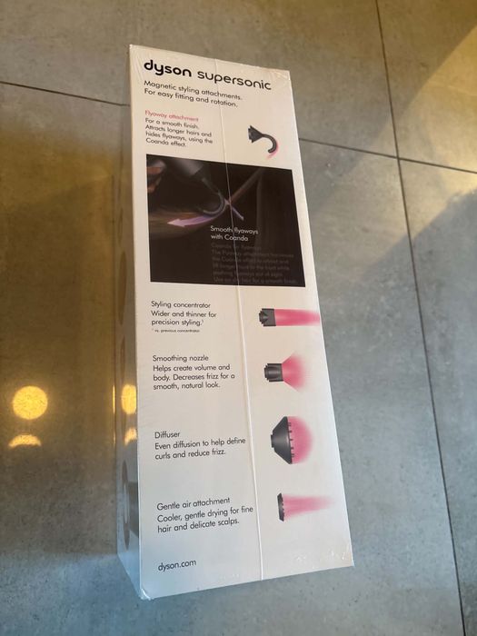 Dyson supersonic