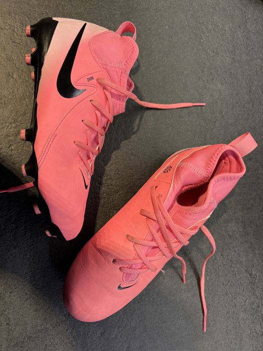 Korki Nike Phantom GX II Academy FG/MG Junior -rozmiar 35