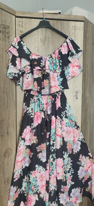 Sukienki r46)48 hiszpanka z falbankami