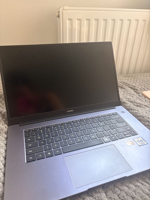 Laptop Huawei Matebook D15