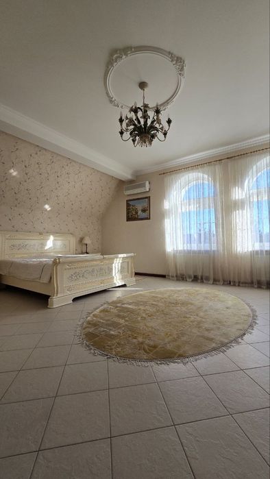 Продам дом с ремонтом Слобожанское