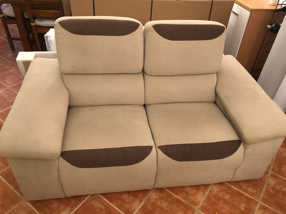 2 Sofás marca Stoffus