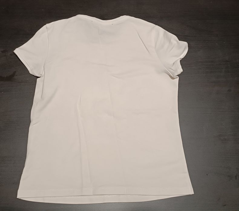 T-shirt Menina. Carolina Herrera. Como Nova. 6 Anos