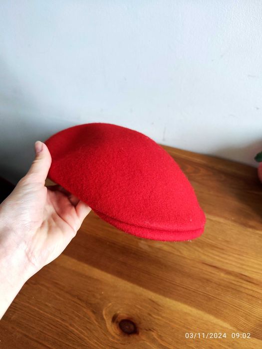Włoski wełniany stylowy beret sztywny (kapelusz, czapka)