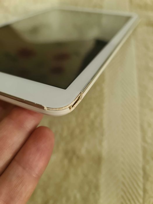 Звонящий планшет Huawei MediaPad T1. 16 GB. 10 дюймов