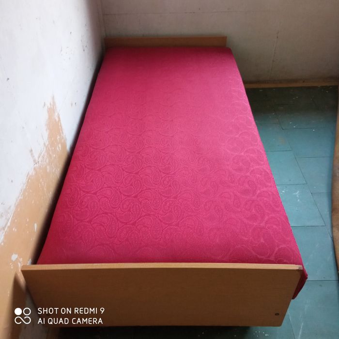 Tapczan jednoosobowy 90/200