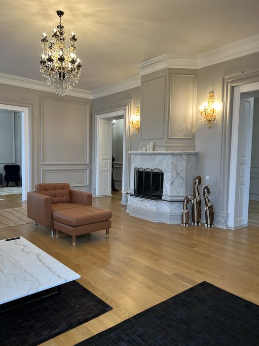 Продаж! Квартира з видом на драмтеатр — історичний центр міста