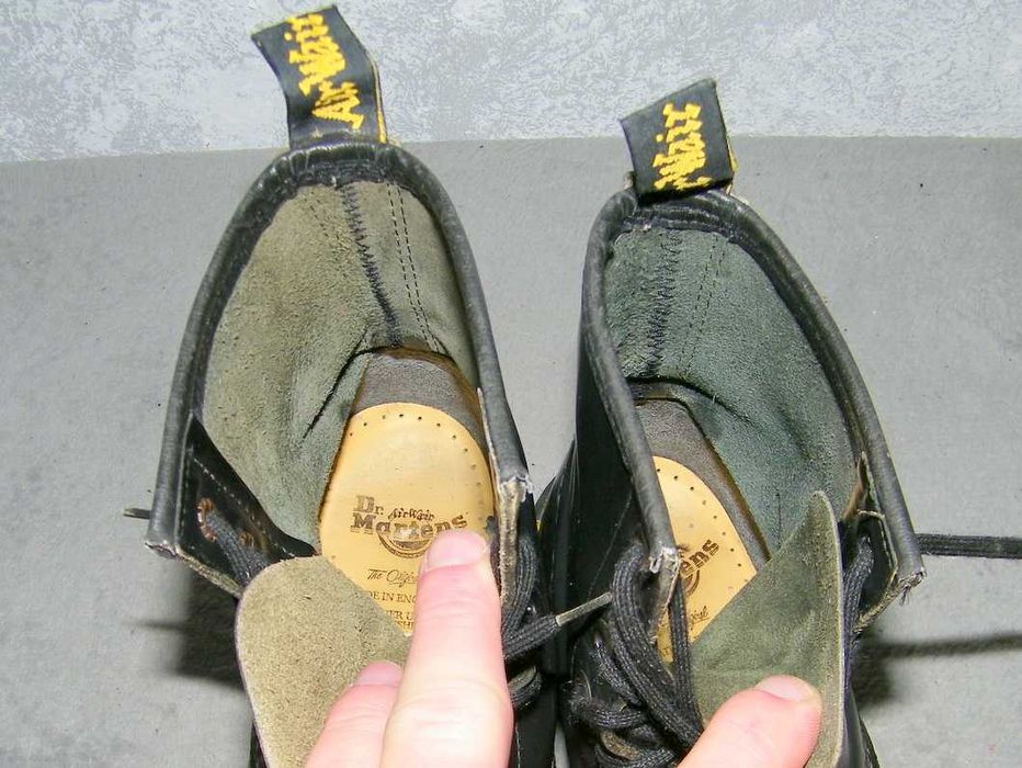 Dr.MARTENS 1460 - 8 dziurek , MADE IN ENGLAND - rozm. 37 - POLECAM !!!
