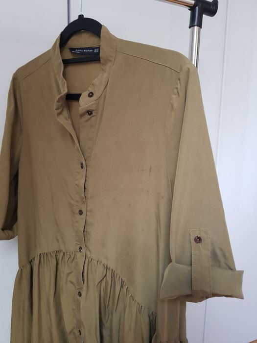 Zara oliwkowa sukienka XS S basic oversize jesienna khaki rozkloszowana fajny materiał codzienna